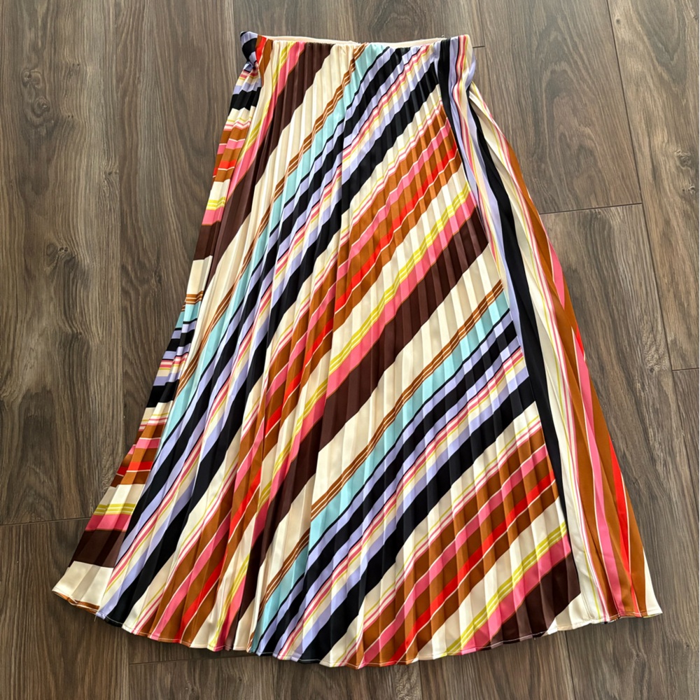 Vibrant Multicolor A-Line Pleated Skirt. Satiny feel.